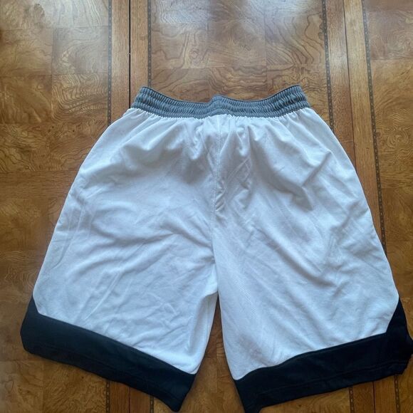 Nike White & Black Shorts! - Picture 2 of 7